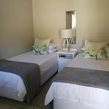 Muir Holiday Apartments Stilbaai Zewnętrze zdjęcie