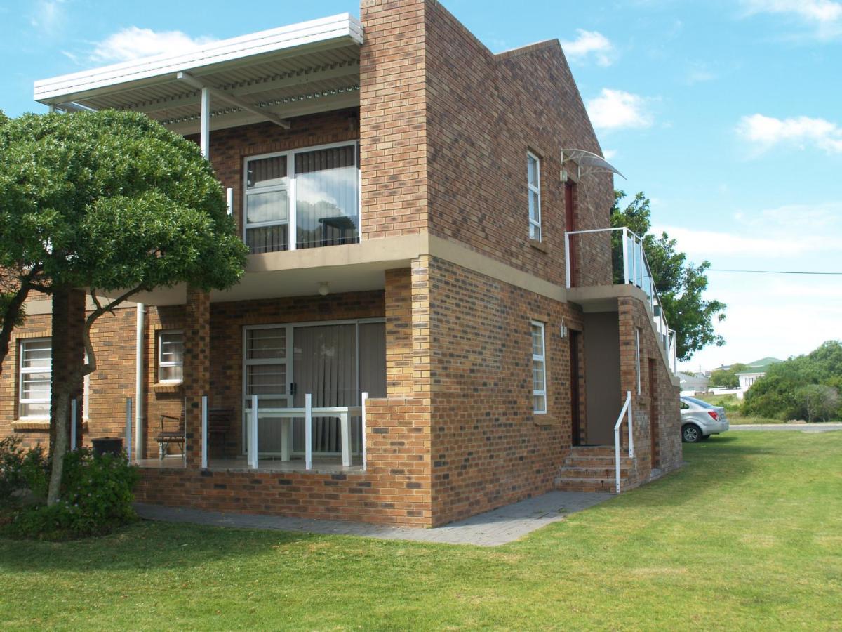 Muir Holiday Apartments Stilbaai Zewnętrze zdjęcie